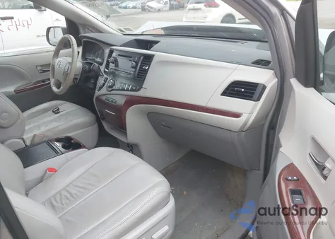 2013 Toyota Sienna Xle V6 8 Passenger from USA, damaged, VIN 5TDYK3DC6DS398823